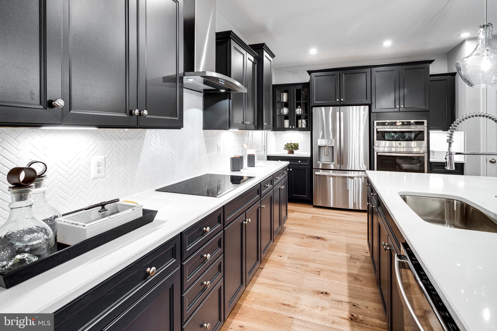 VIRGINIA CROSSING - Residential