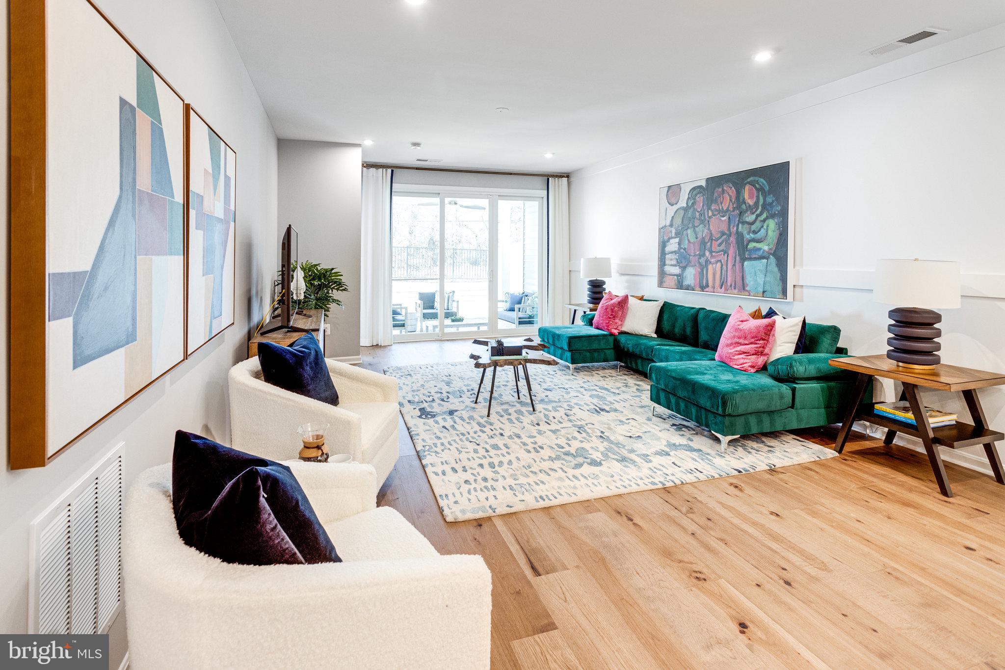 VIRGINIA CROSSING - Residential