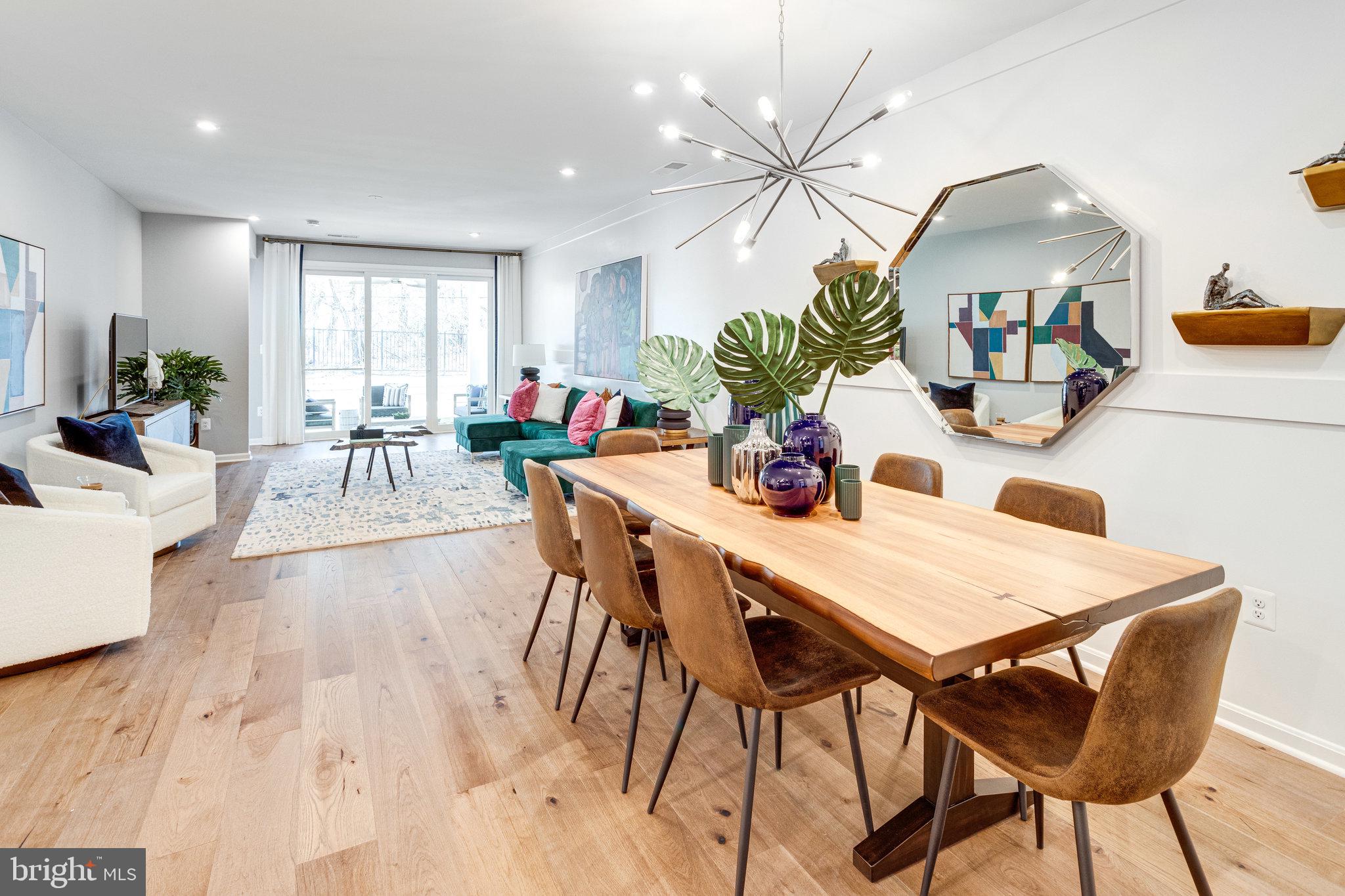 VIRGINIA CROSSING - Residential