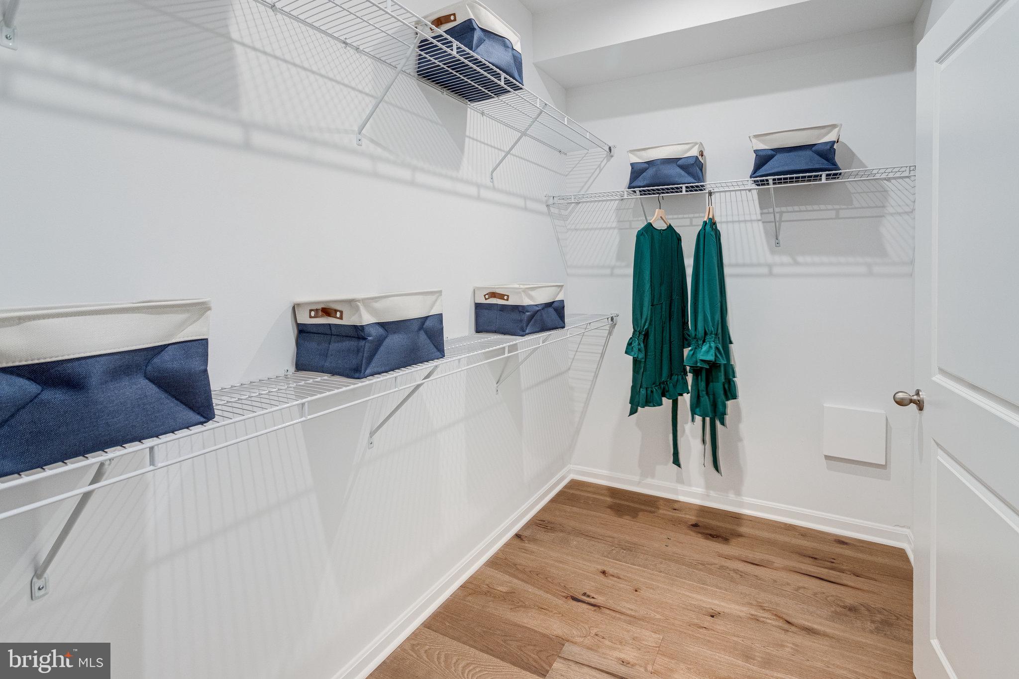 VIRGINIA CROSSING - Residential