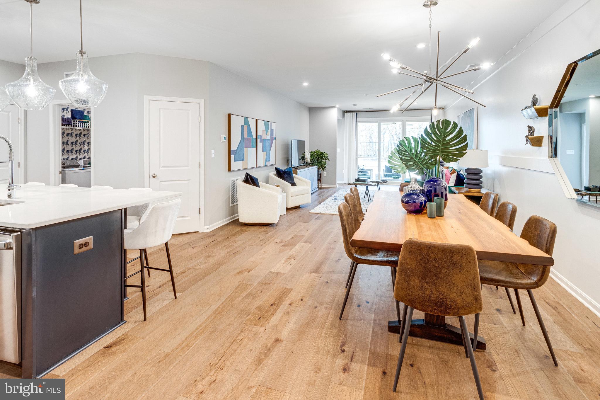 VIRGINIA CROSSING - Residential