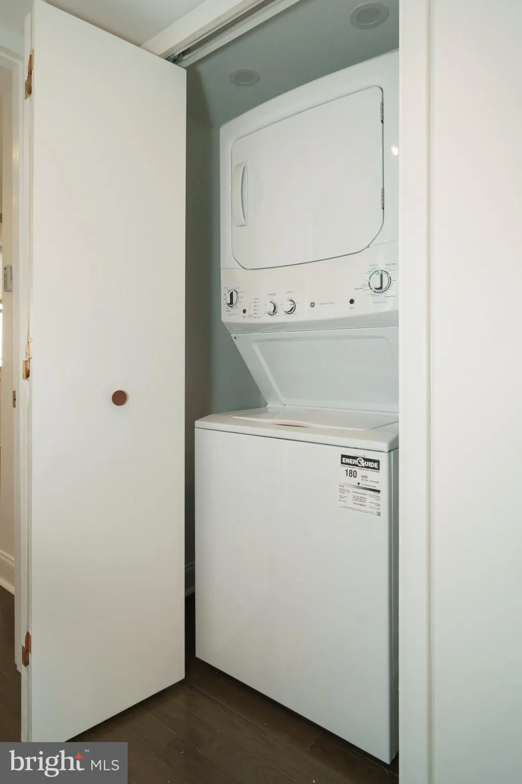 Philadelphia, Pennsylvania 19148, United States, 2 Bedrooms Bedrooms, ,1 BathroomBathrooms,Residential,Coming Soon,245303