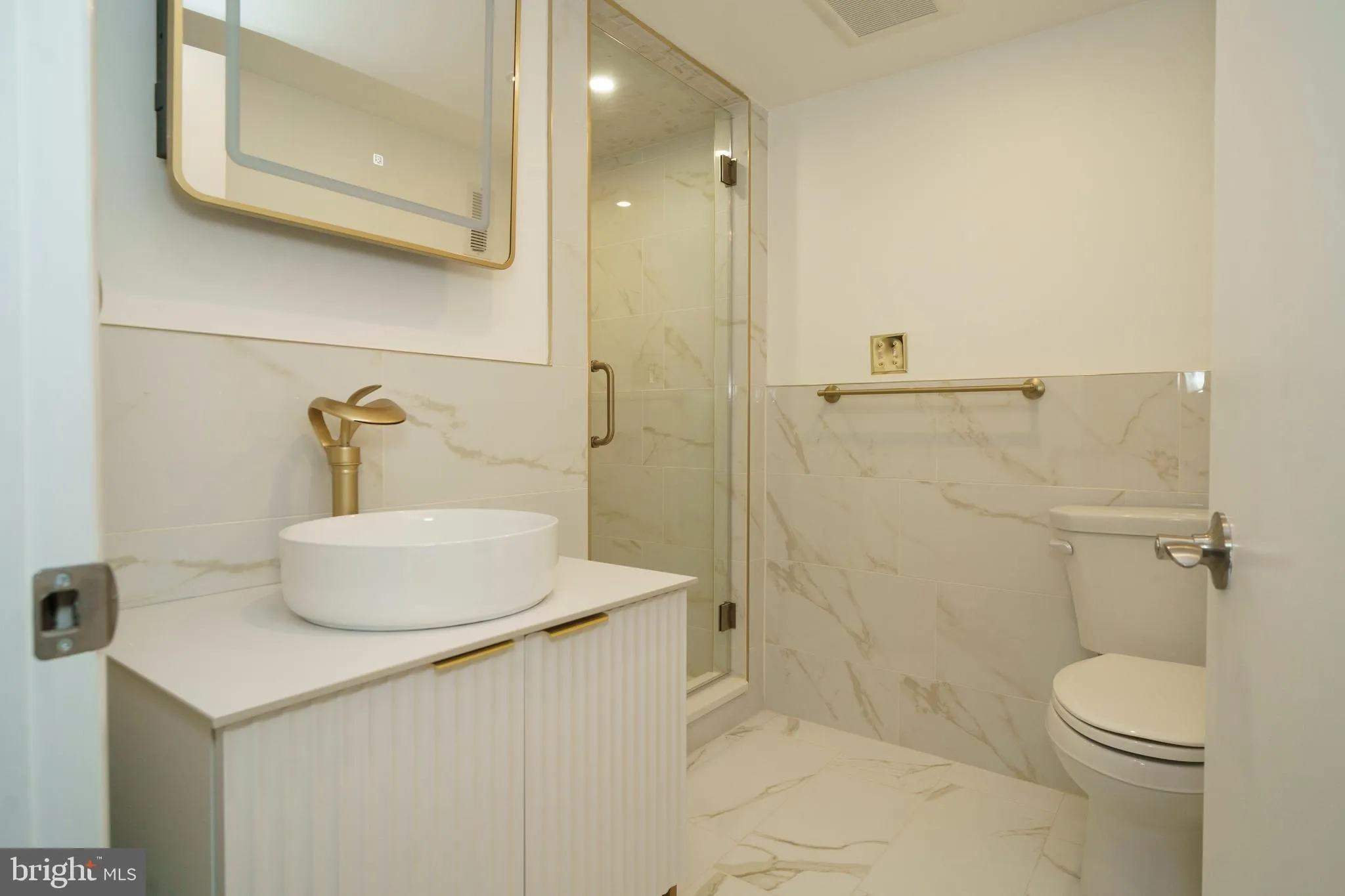 Philadelphia, Pennsylvania 19148, United States, 2 Bedrooms Bedrooms, ,1 BathroomBathrooms,Residential,Coming Soon,245303