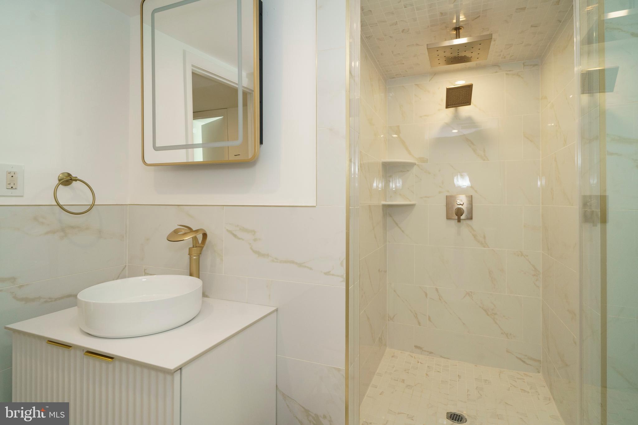 EAST PASSYUNK CROSSING - Residential