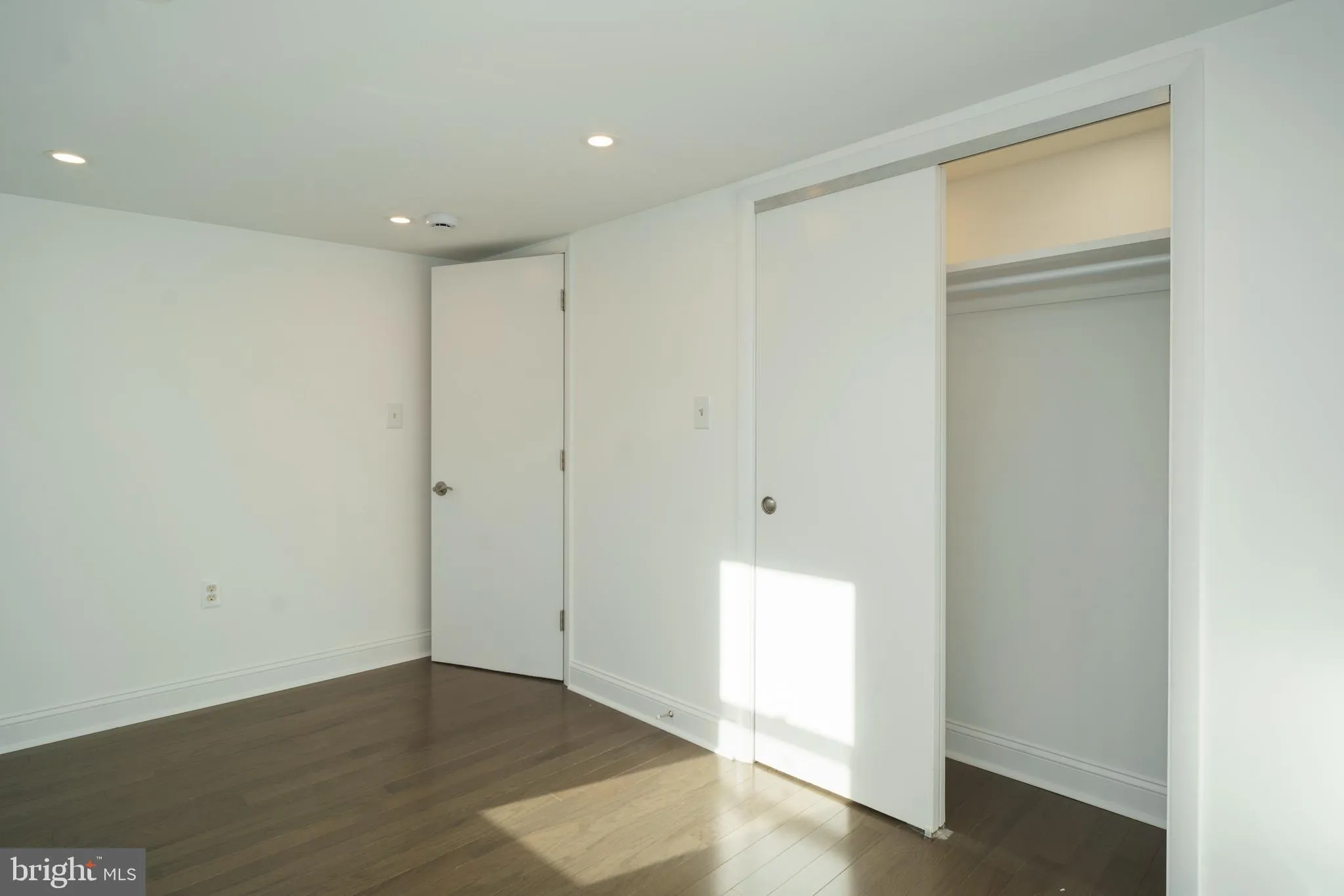 Philadelphia, Pennsylvania 19148, United States, 2 Bedrooms Bedrooms, ,1 BathroomBathrooms,Residential,Coming Soon,245303