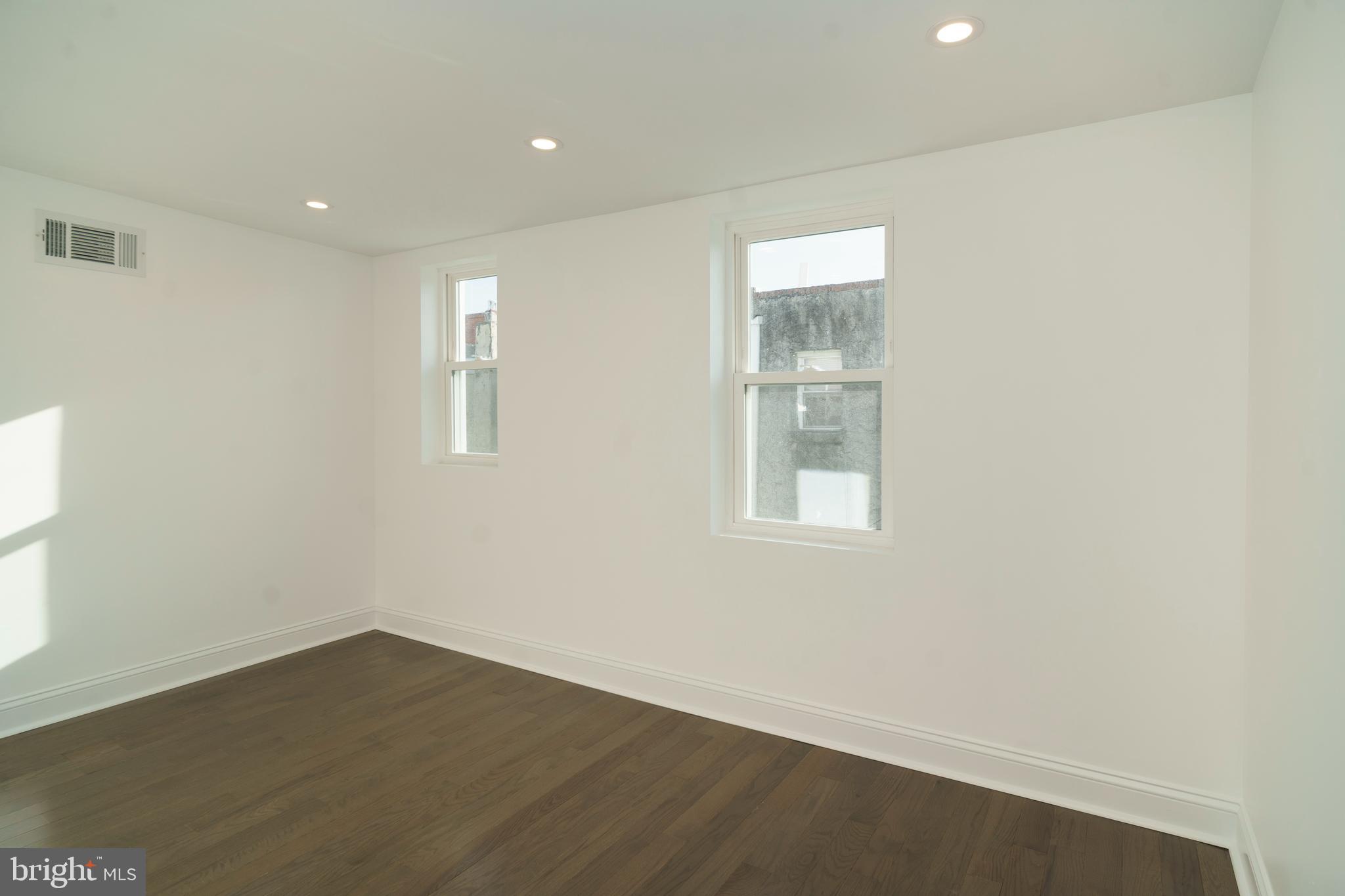 EAST PASSYUNK CROSSING - Residential