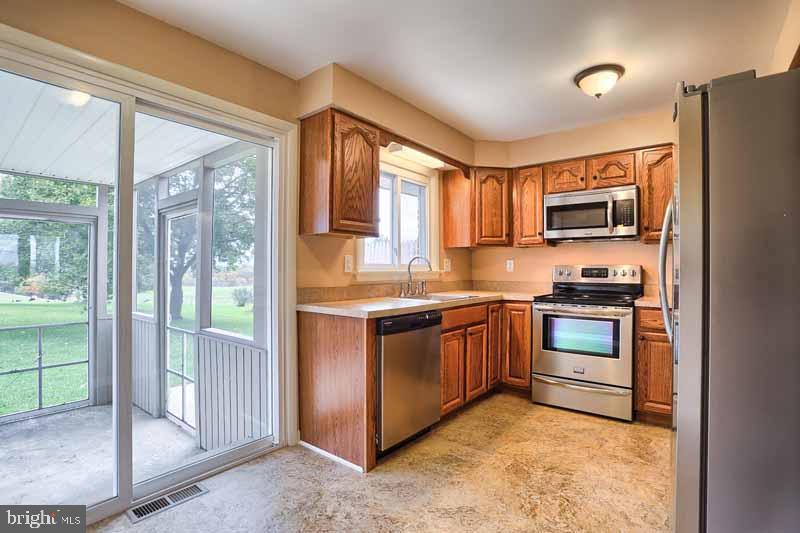 BRUNNERVILLE - Residential