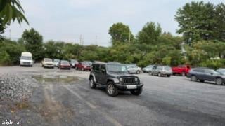 122 RADIO DRIVE