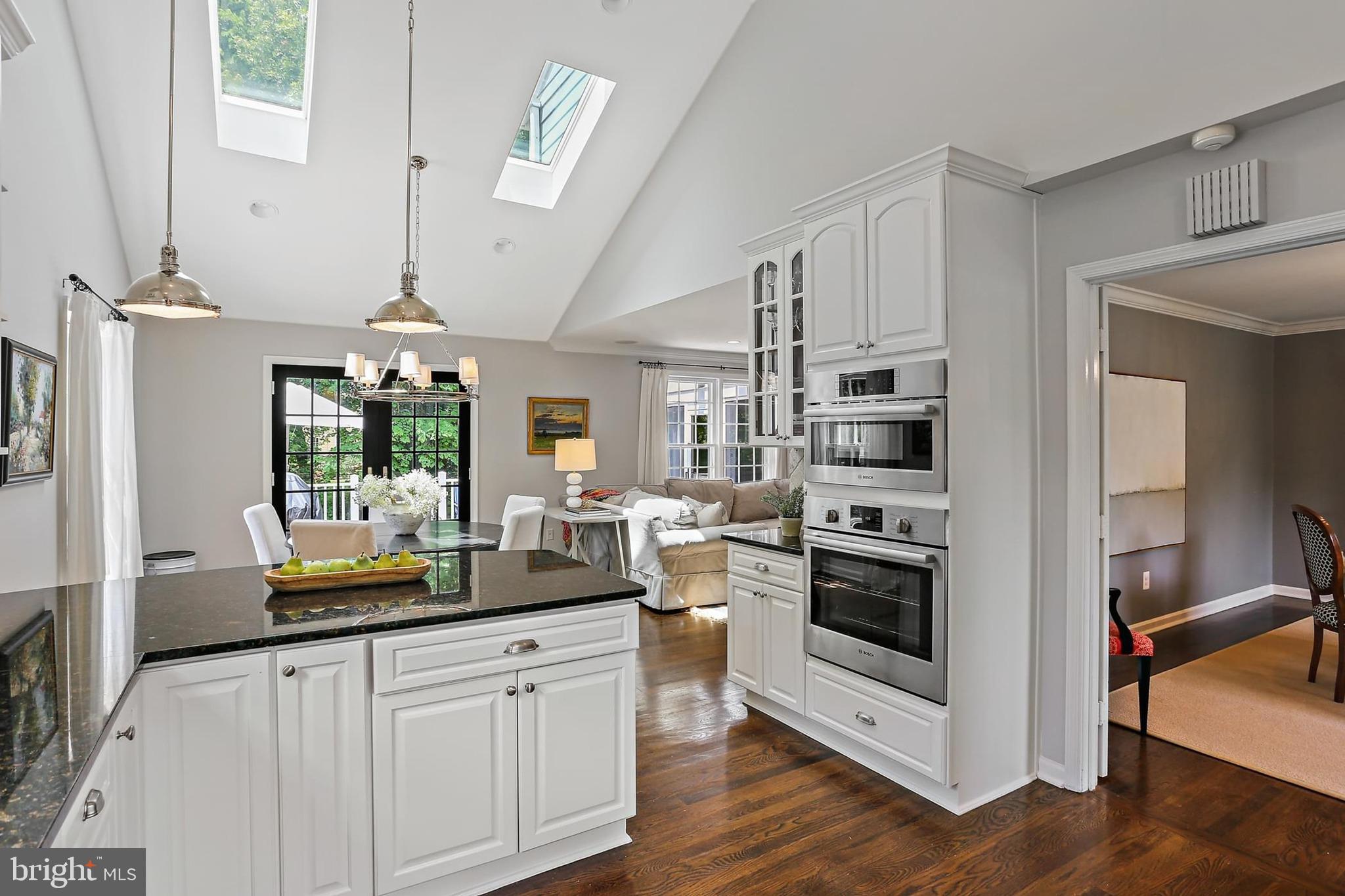 RIVER FALLS - Residential