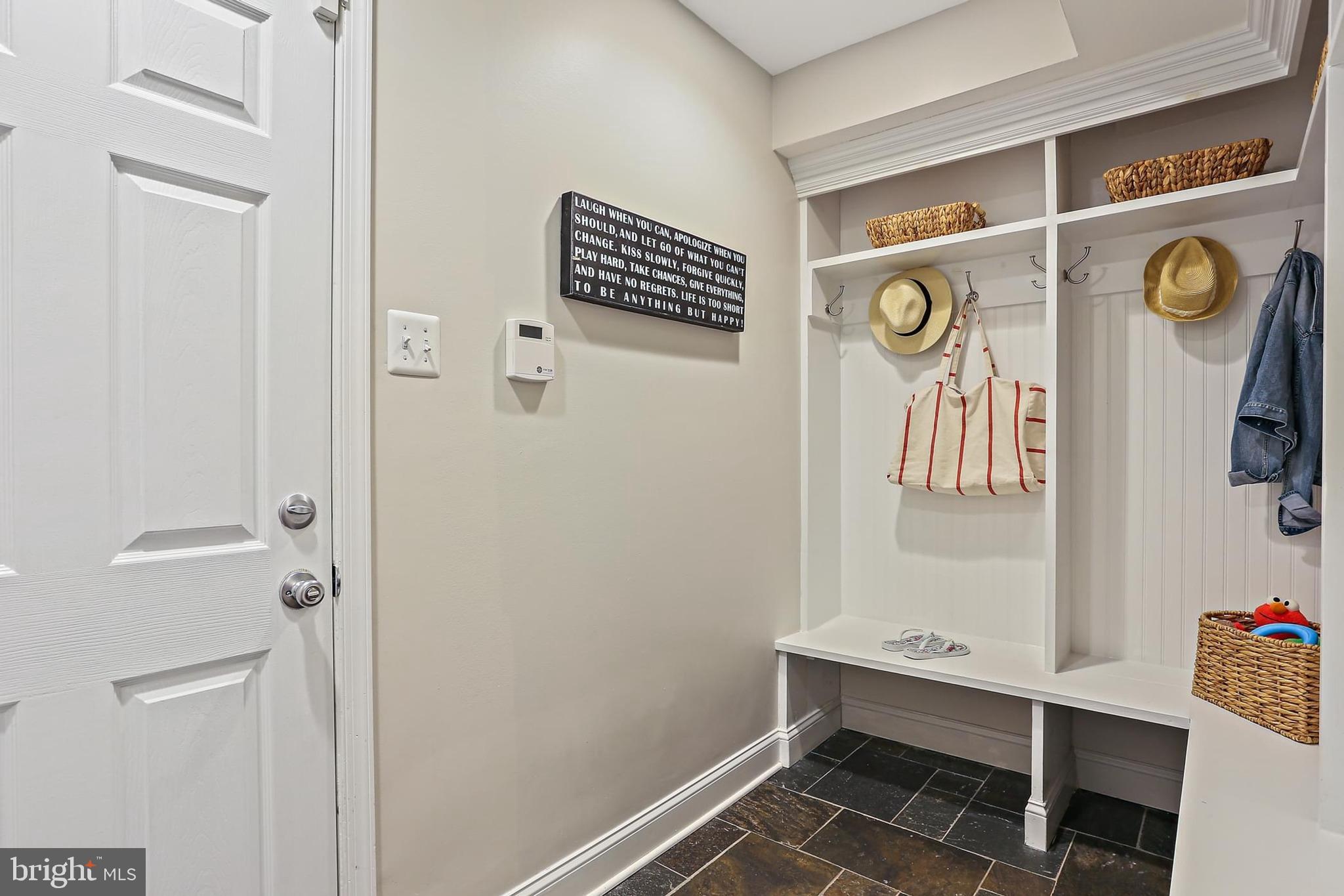 RIVER FALLS - Residential