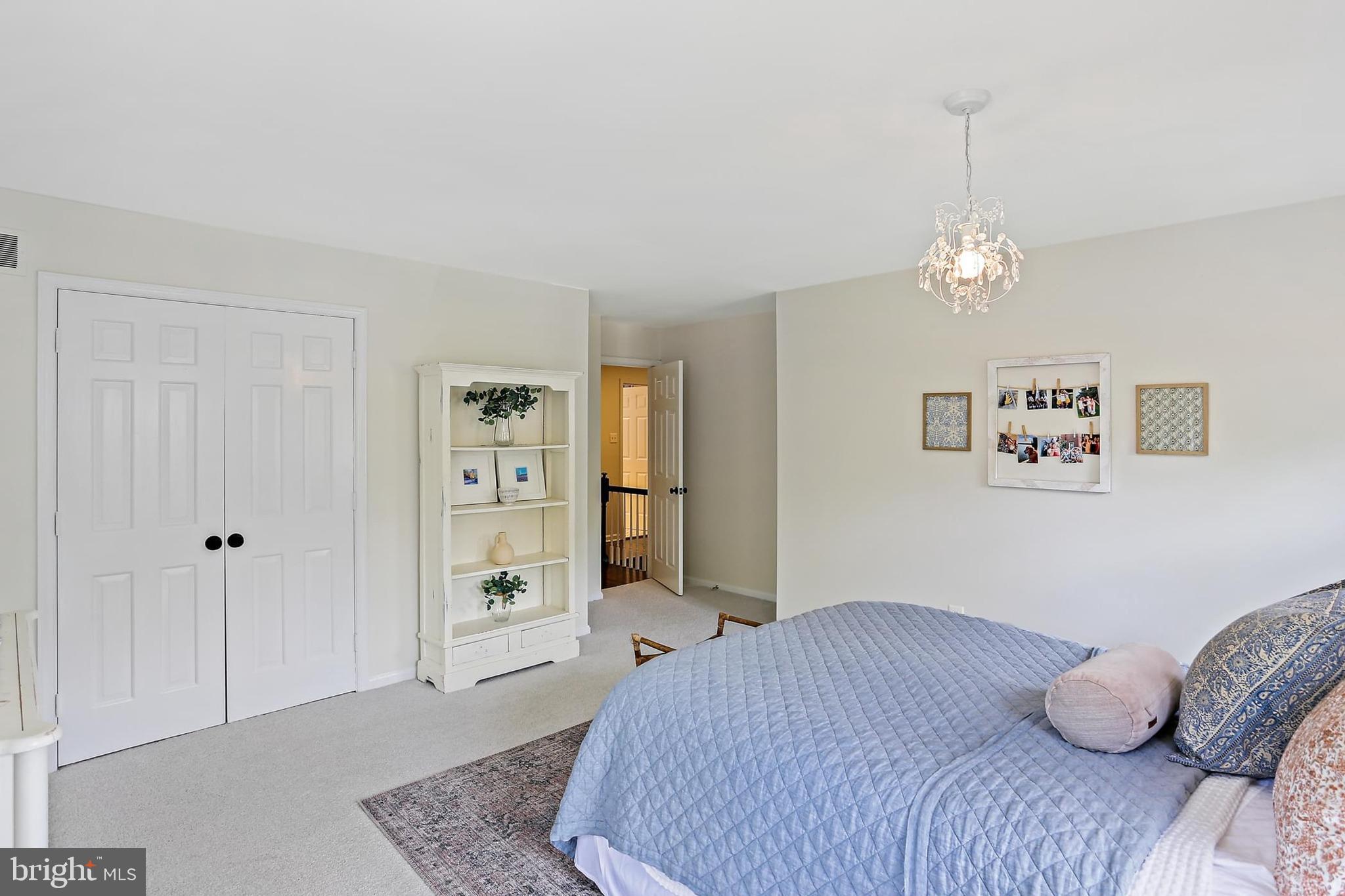 RIVER FALLS - Residential