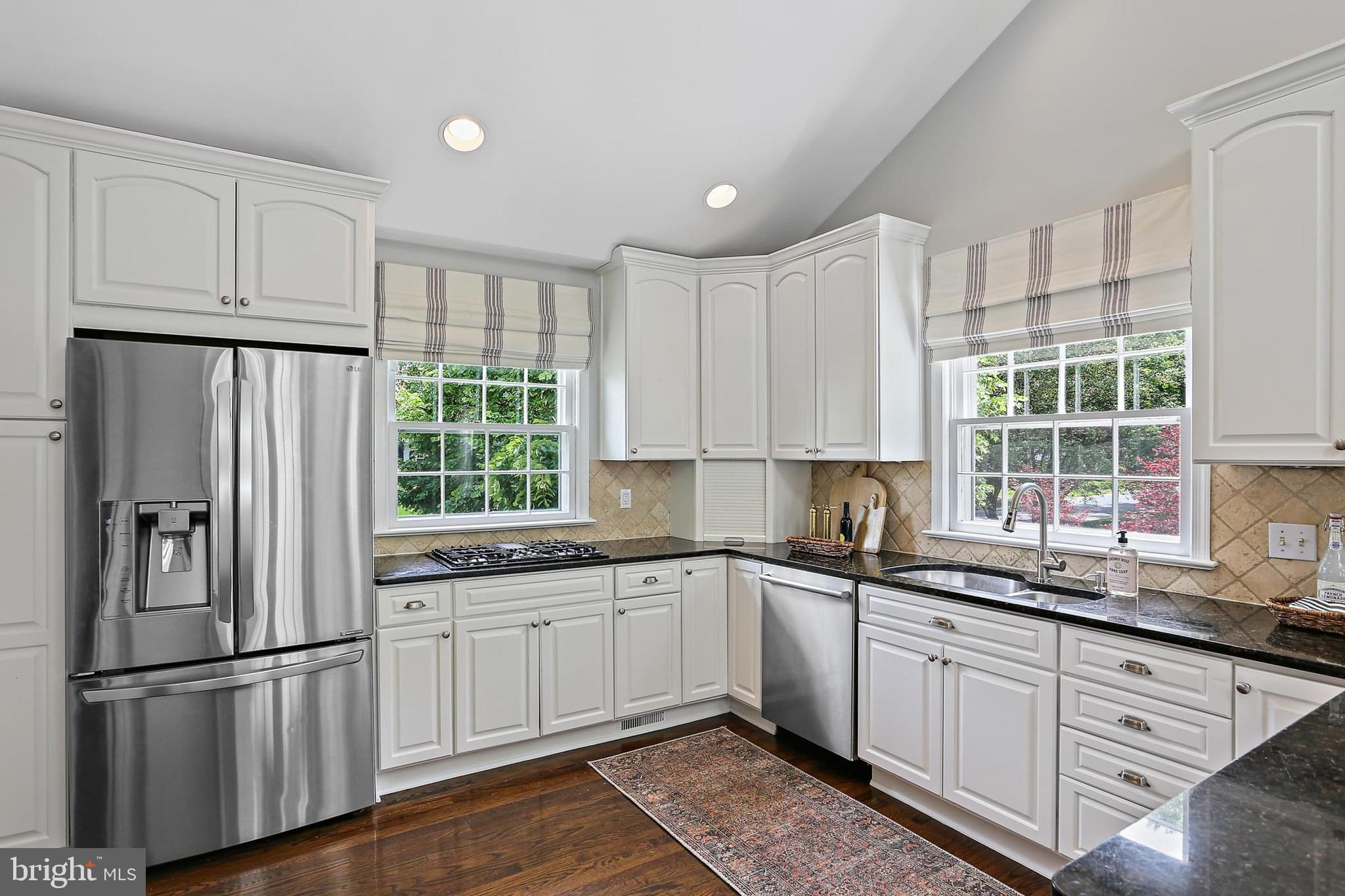 RIVER FALLS - Residential