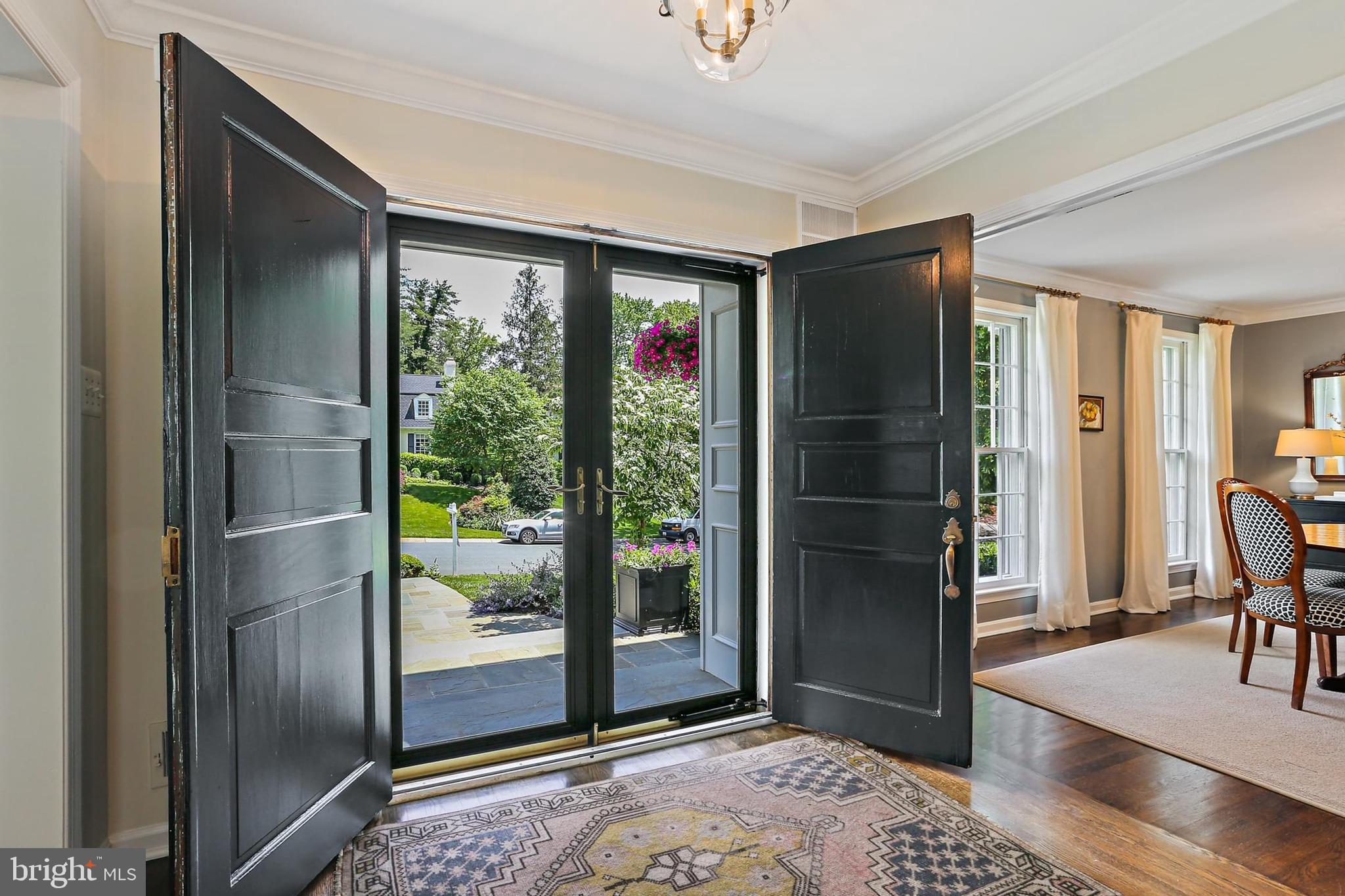 RIVER FALLS - Residential