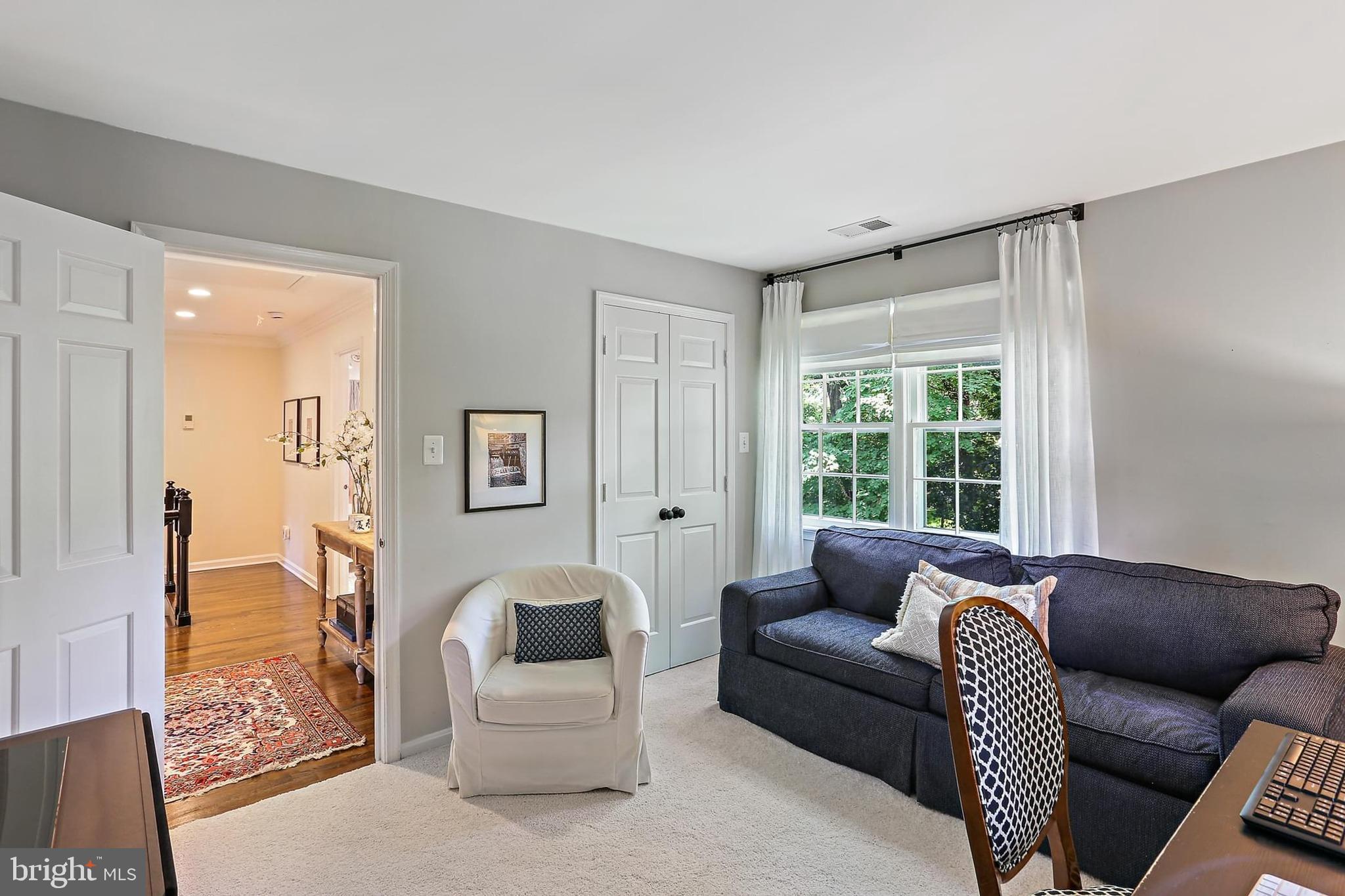 RIVER FALLS - Residential