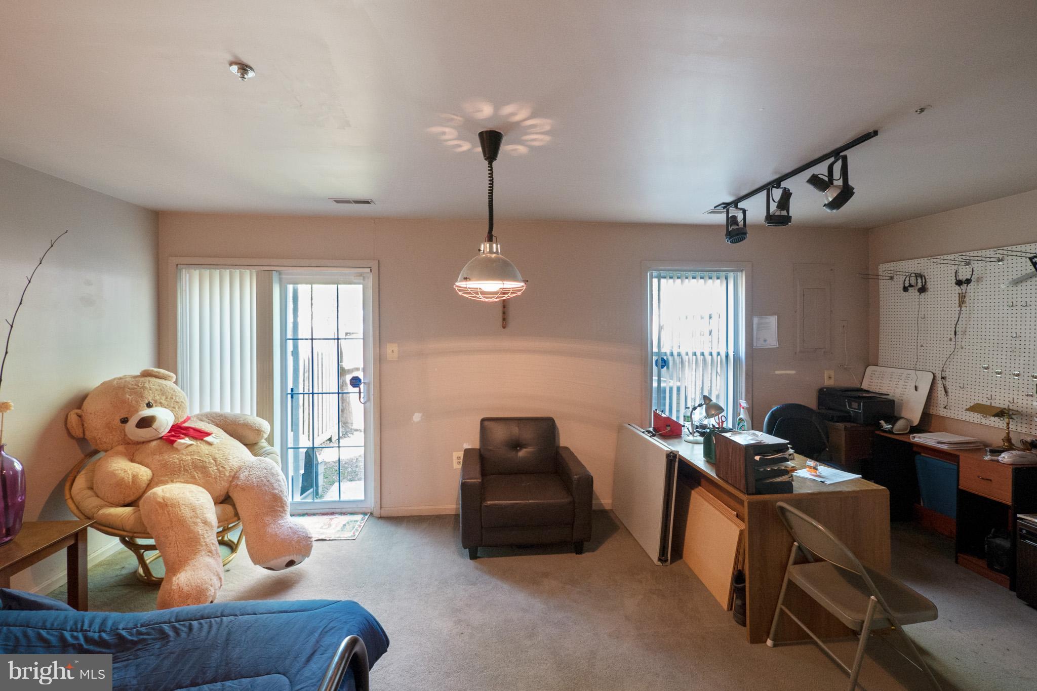 GREENBROOK PLAT 8 - Residential Lease