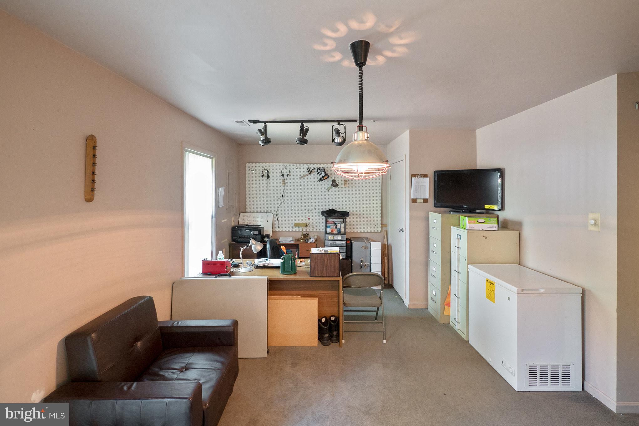 GREENBROOK PLAT 8 - Residential Lease