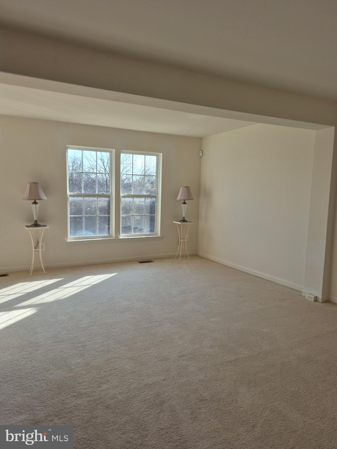 LAKELAND PLACE - Residential Lease