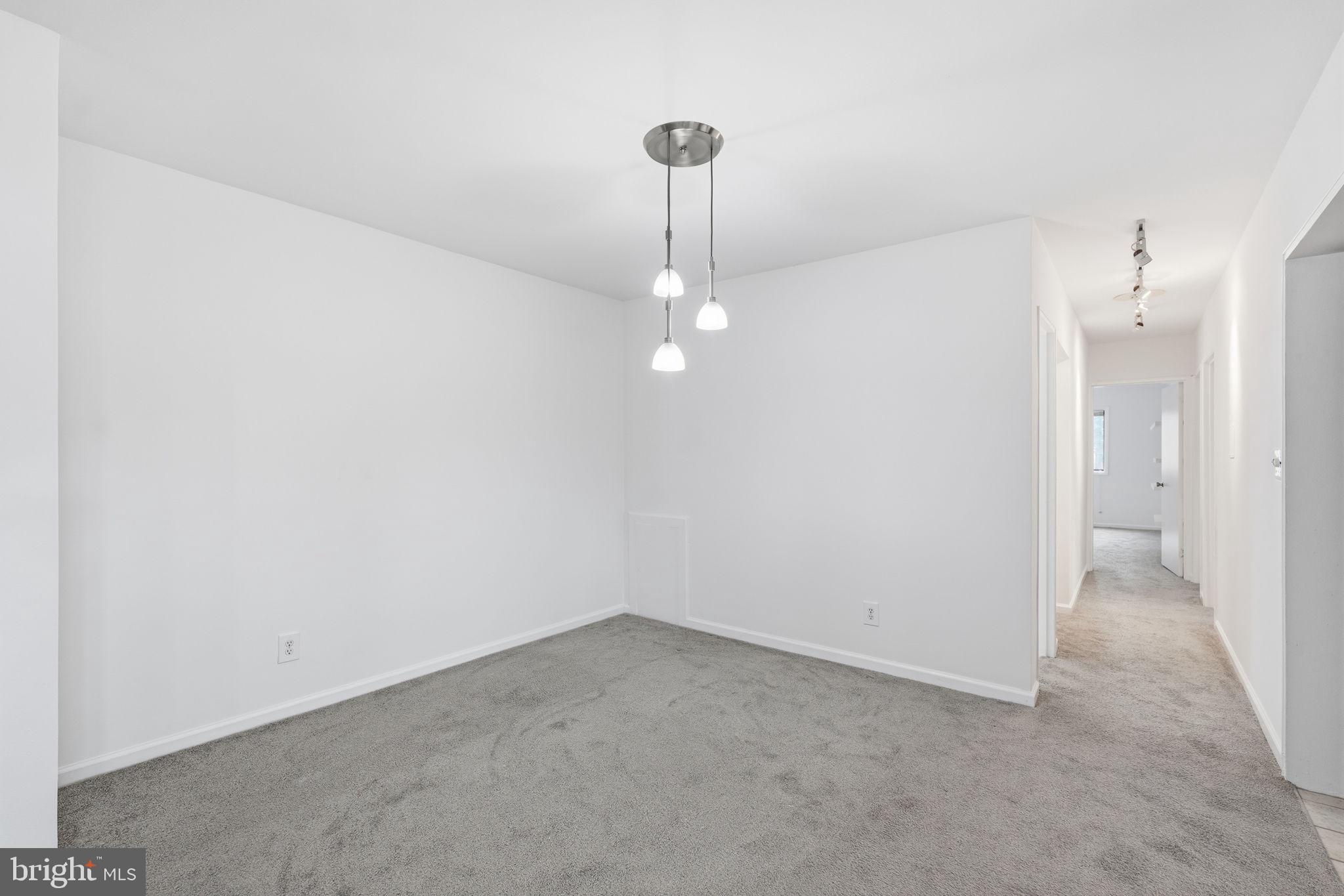 55 SKYHILL ROAD 202