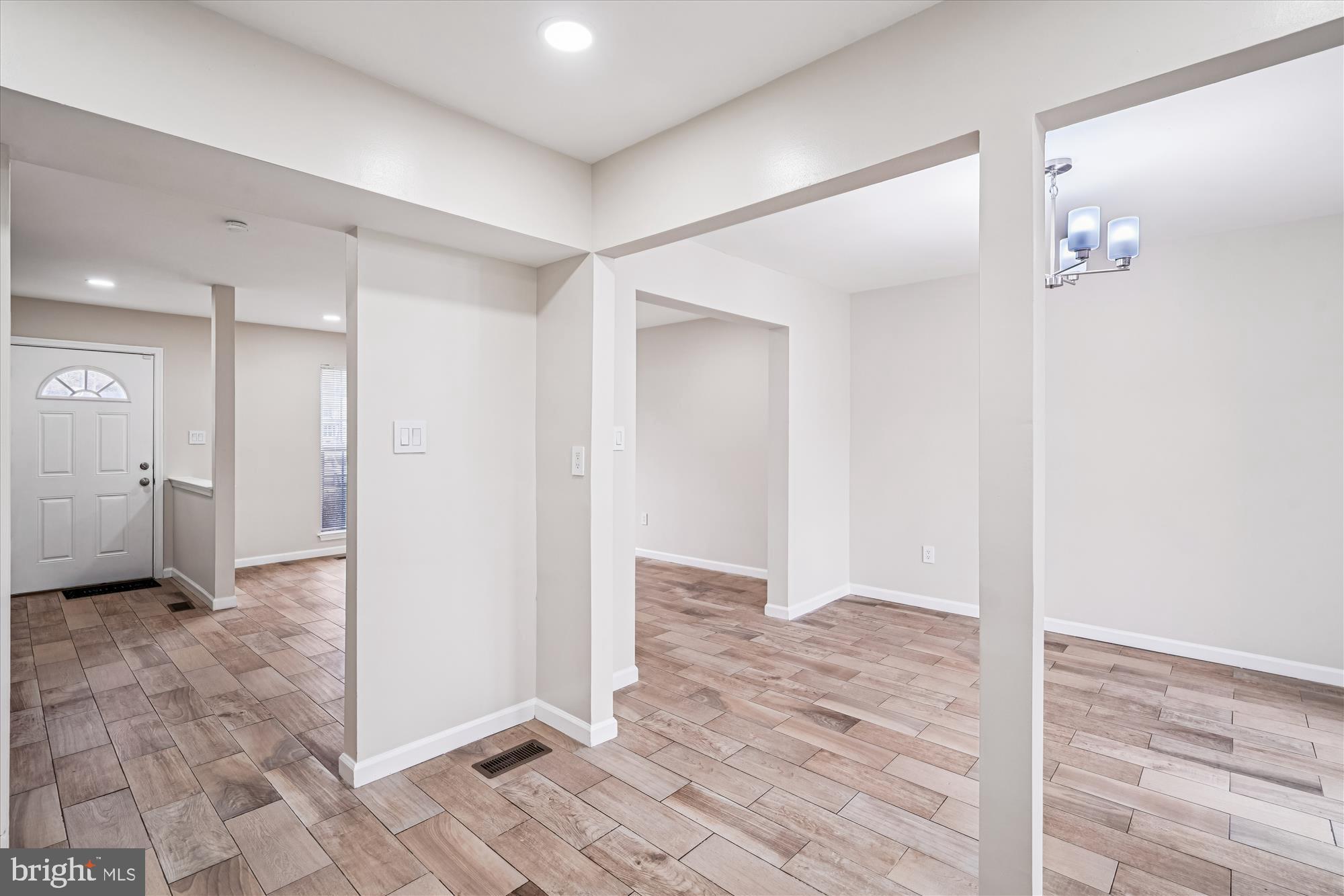 LAKE VILLAGE MANOR - Residential