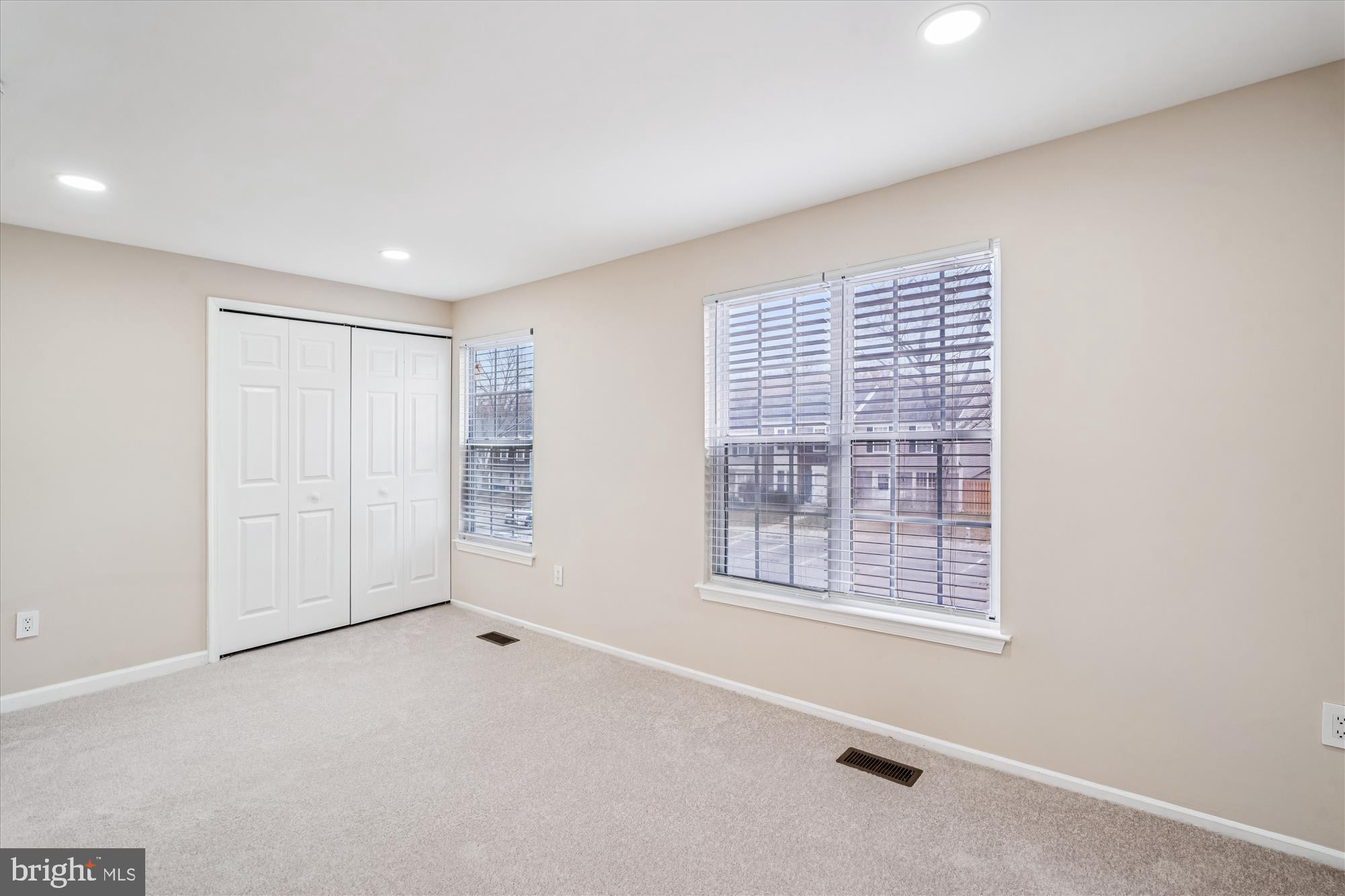 LAKE VILLAGE MANOR - Residential