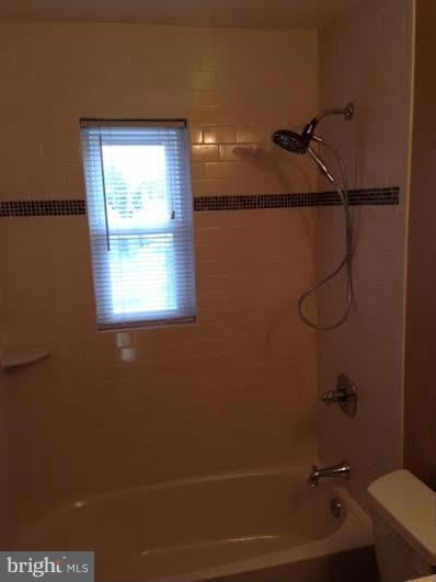 DUKE GARDENS - Residential Lease