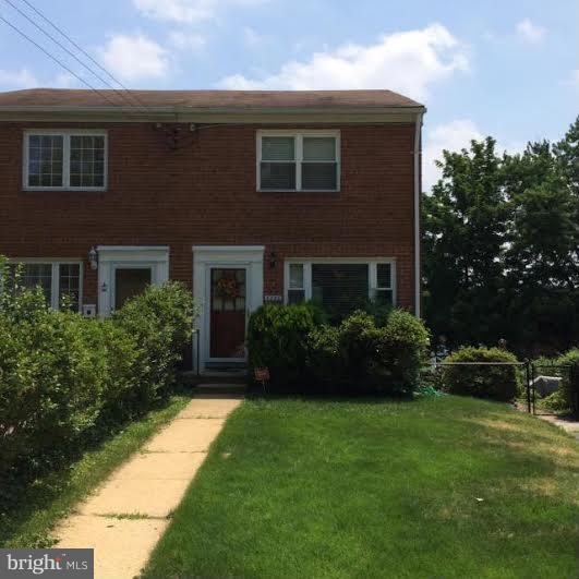 DUKE GARDENS - Residential Lease