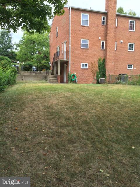 DUKE GARDENS - Residential Lease