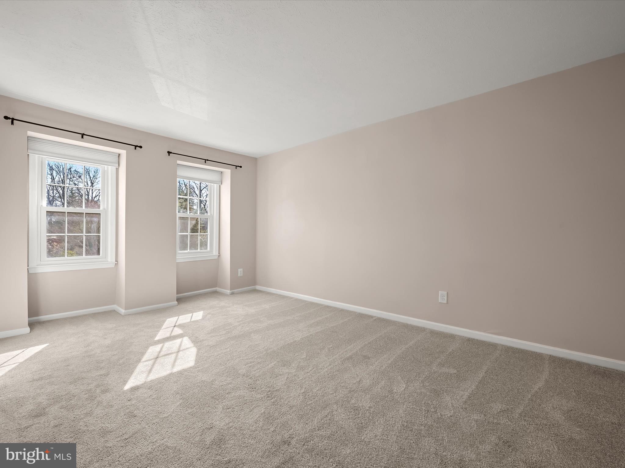 CROFTON COMMONS - Residential