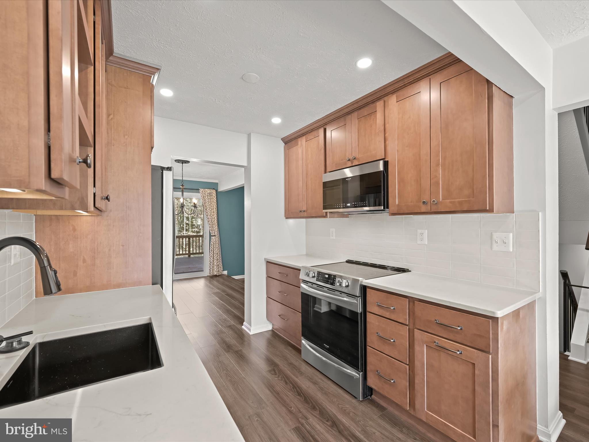 CROFTON COMMONS - Residential