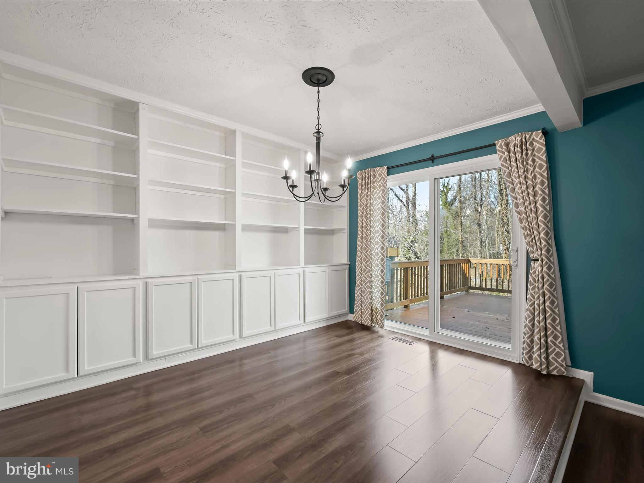 CROFTON COMMONS - Residential