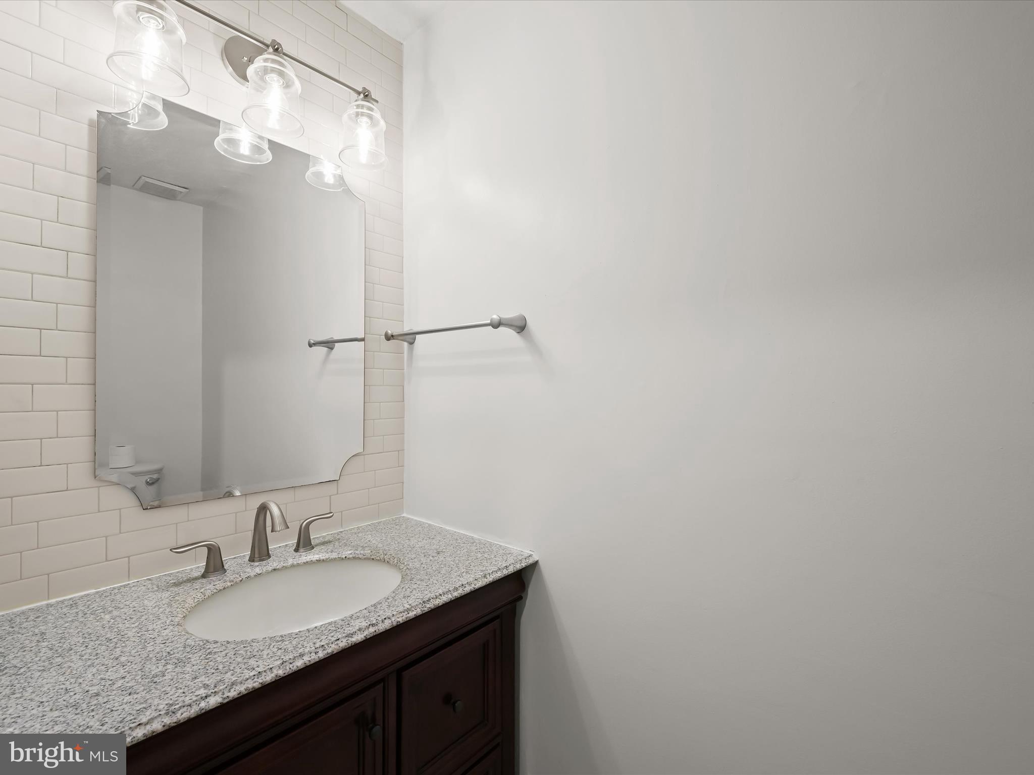 CROFTON COMMONS - Residential