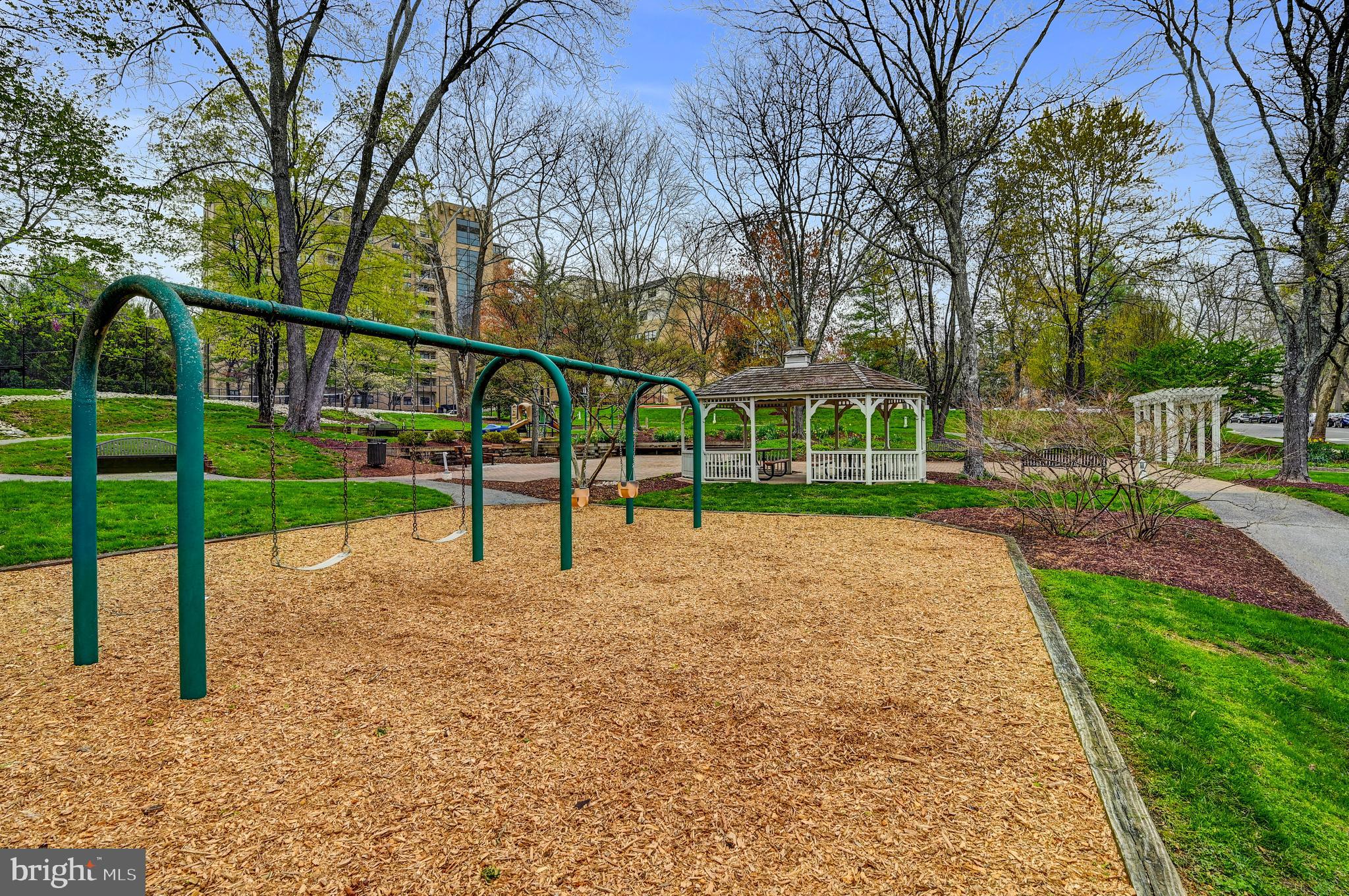 TOWN CENTER - Residential