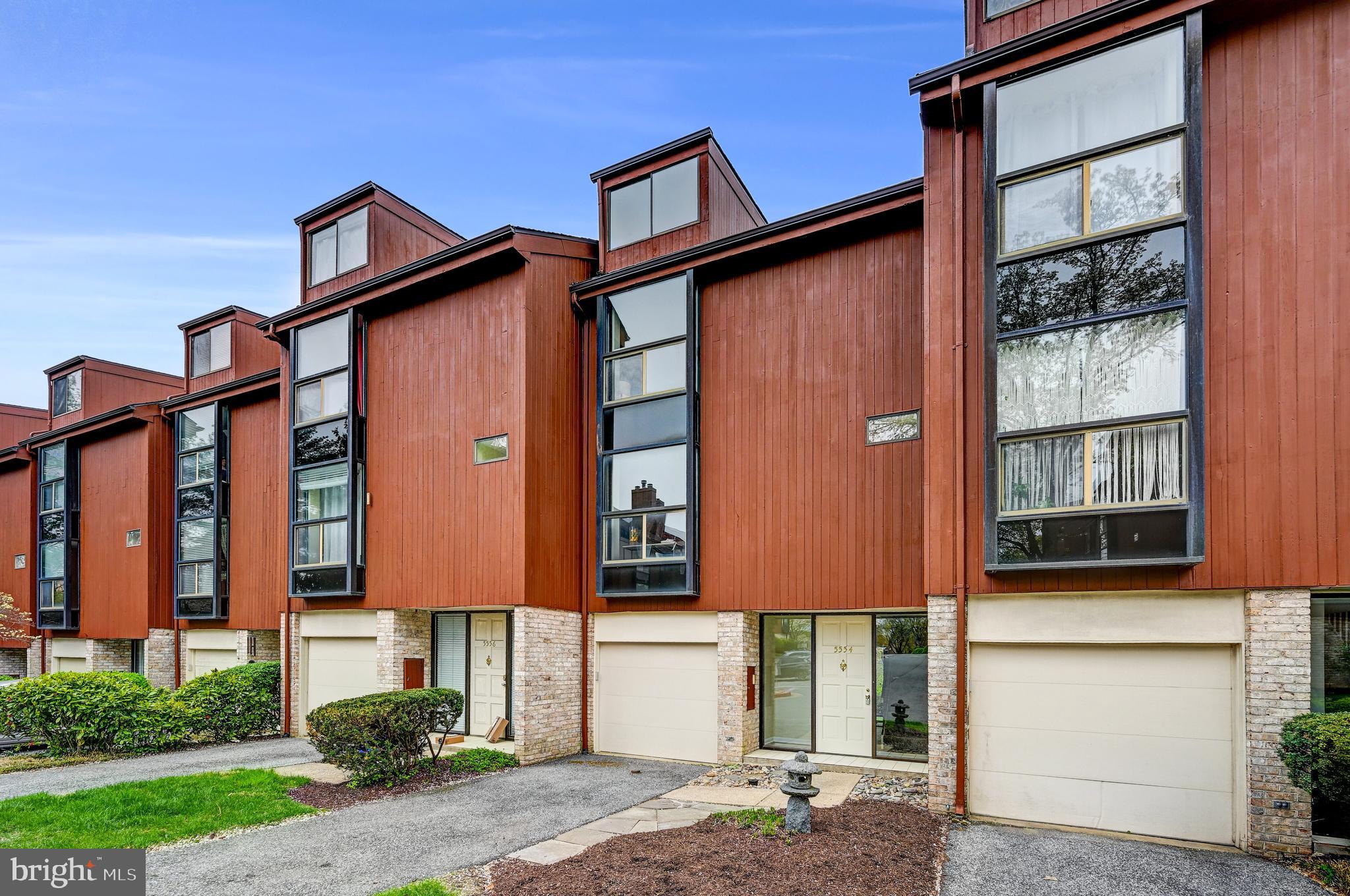 TOWN CENTER - Residential