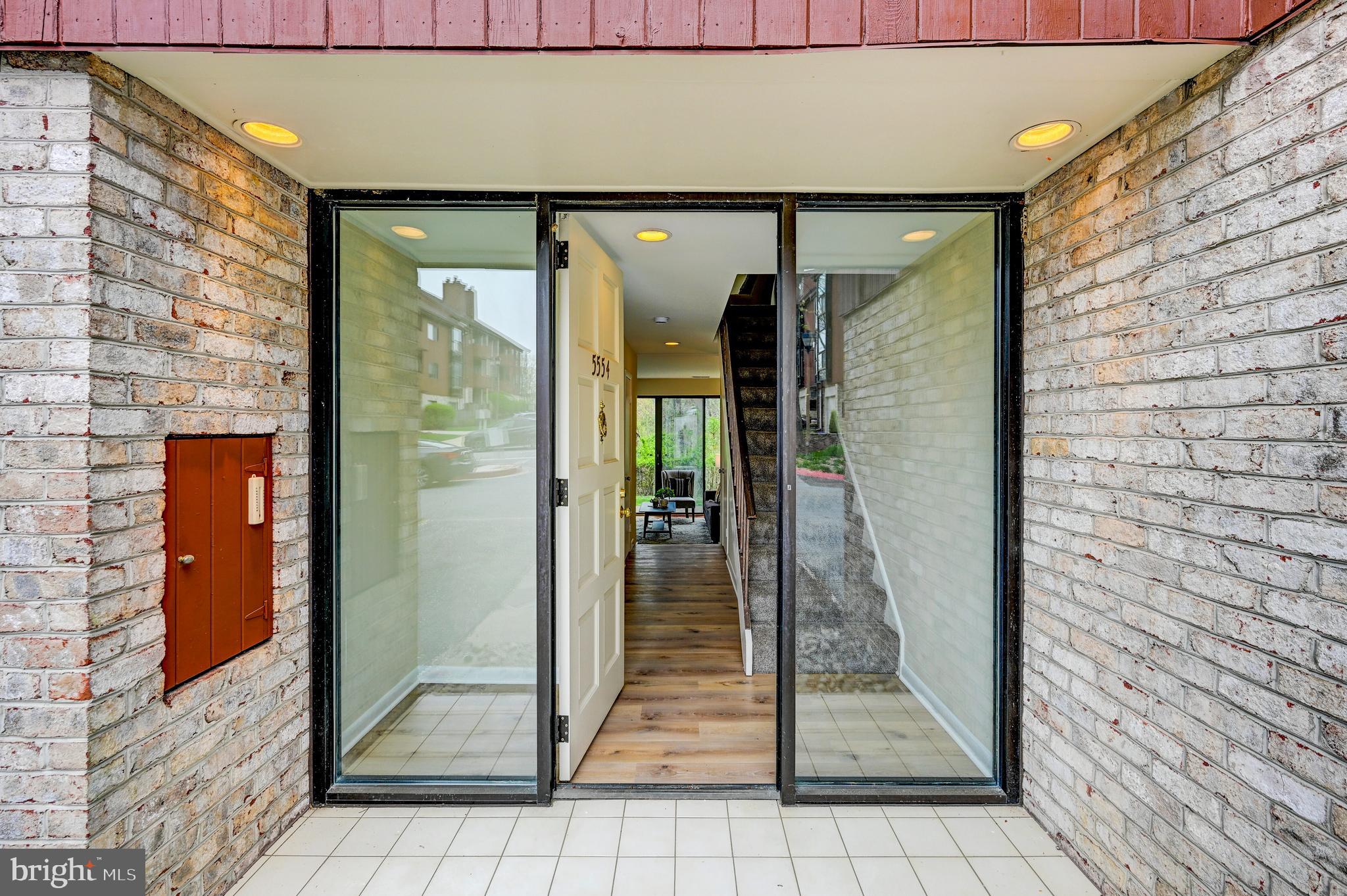 TOWN CENTER - Residential