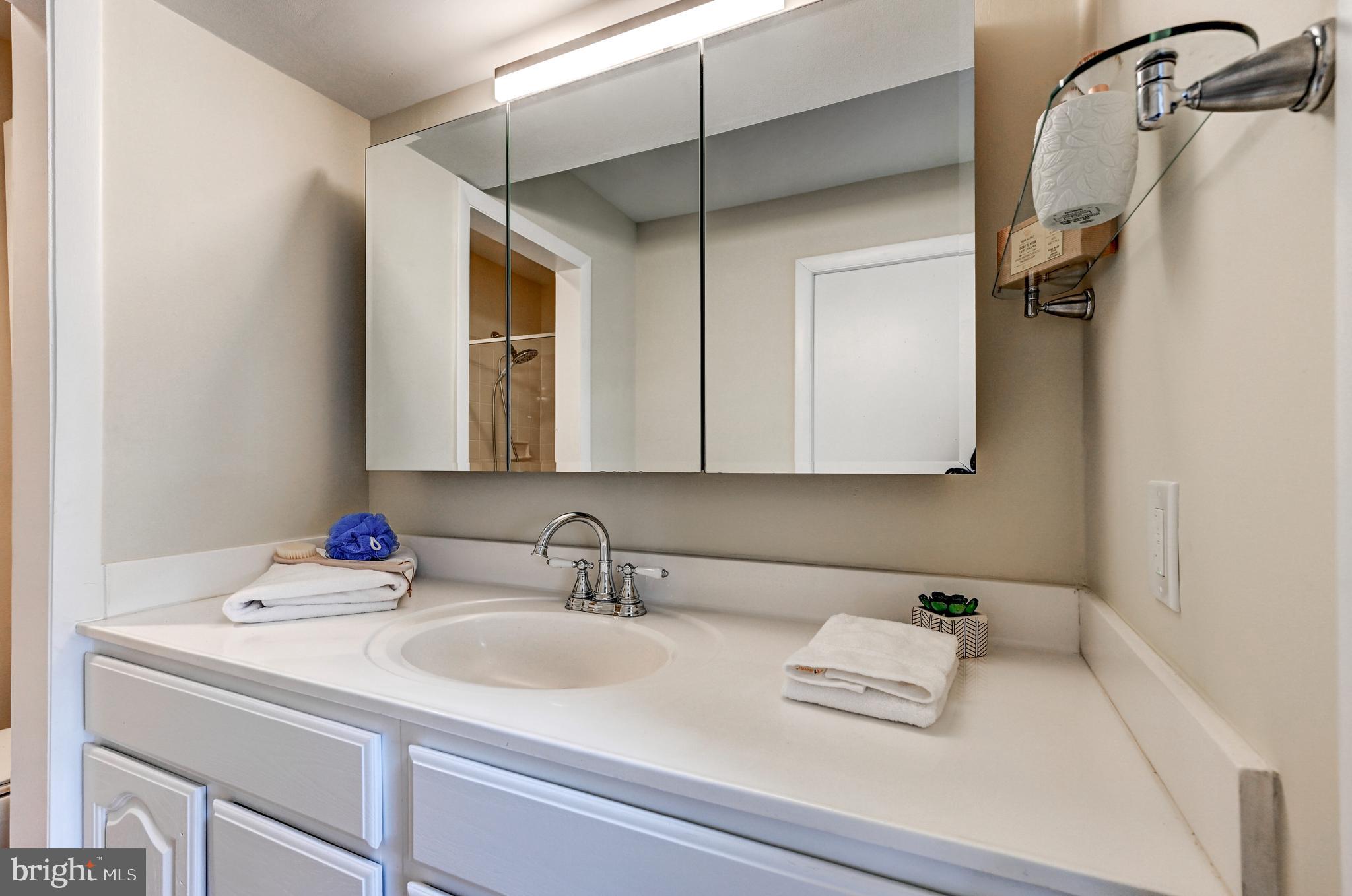 TOWN CENTER - Residential