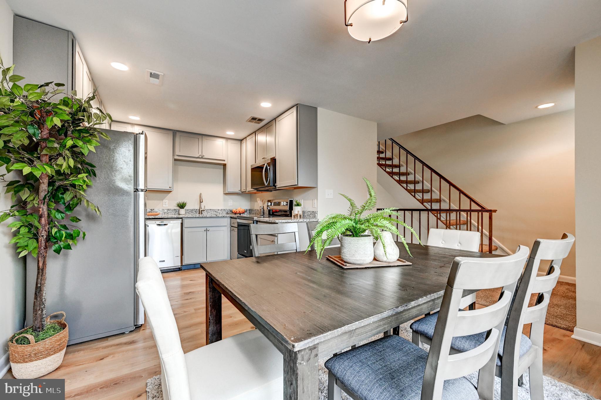 TOWN CENTER - Residential