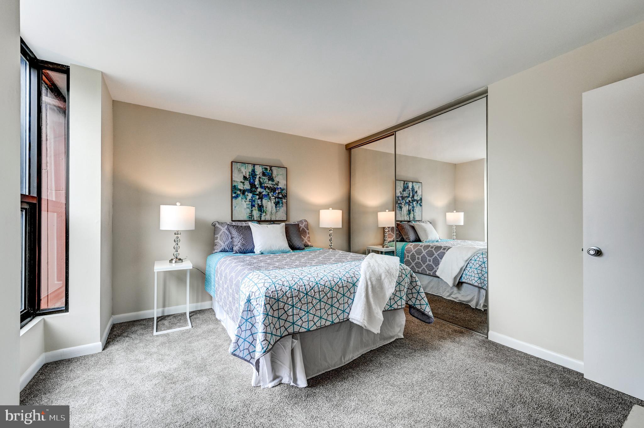 TOWN CENTER - Residential