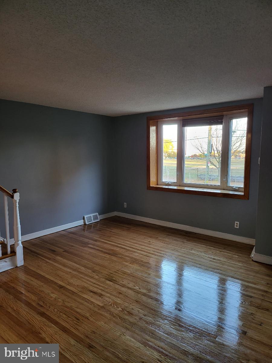 CEDARBROOK - Residential