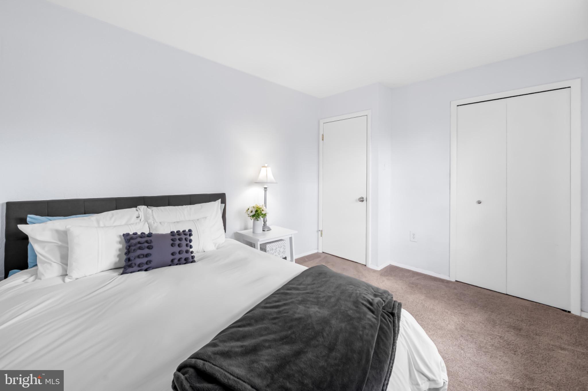 MAPLE RIDGE - Residential