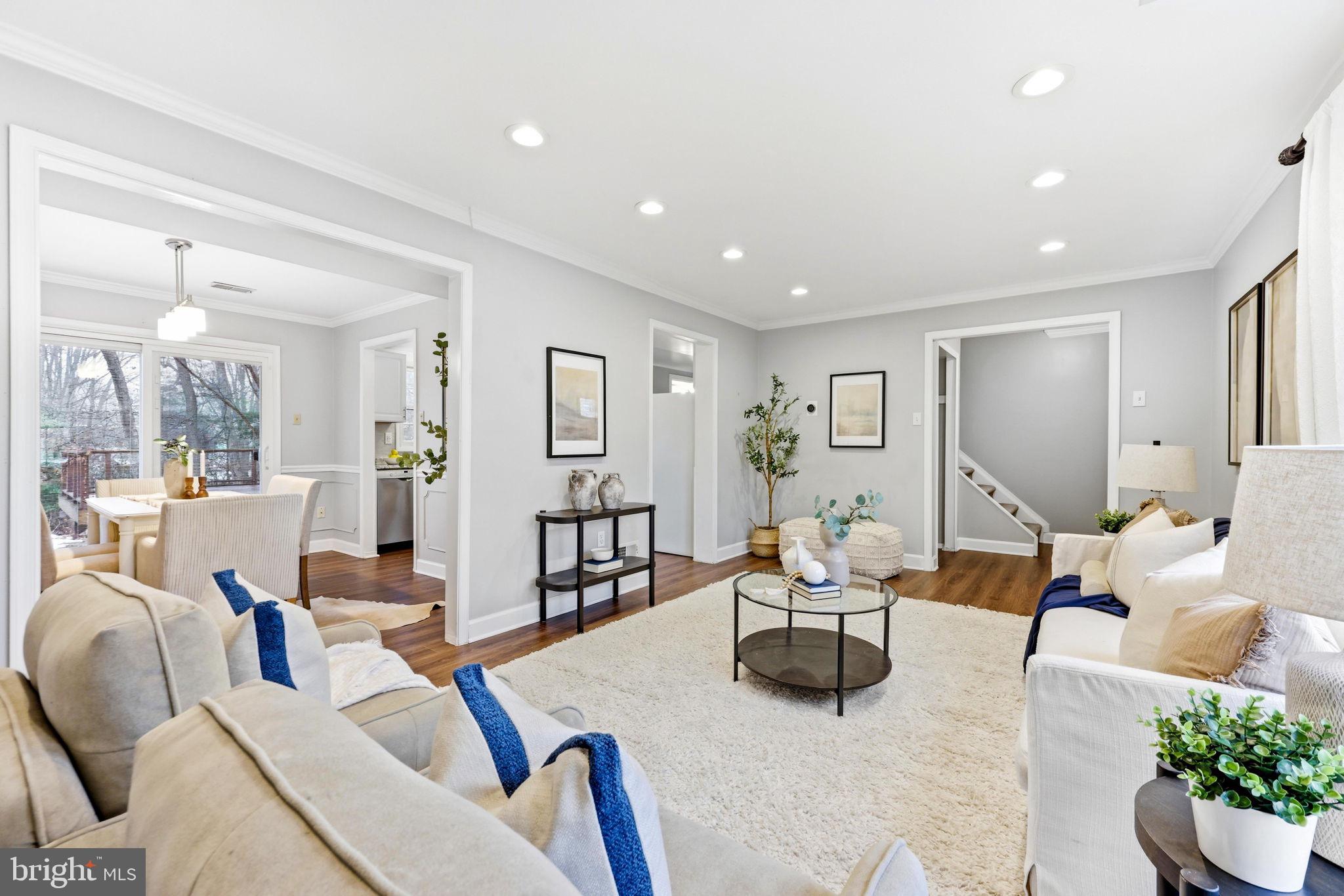 MAPLE RIDGE - Residential