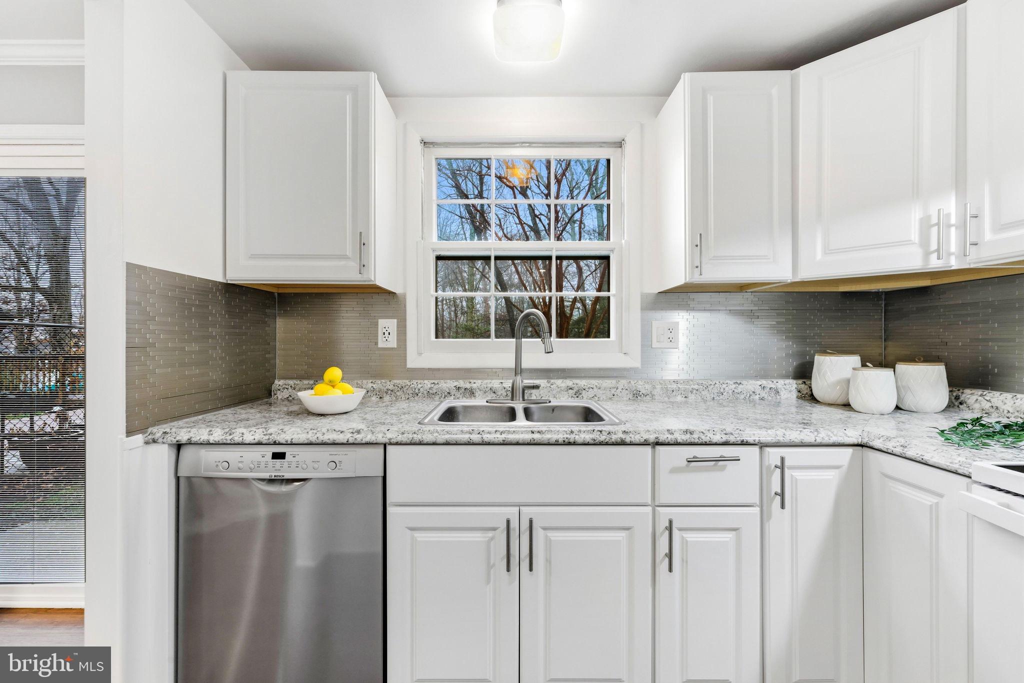 MAPLE RIDGE - Residential