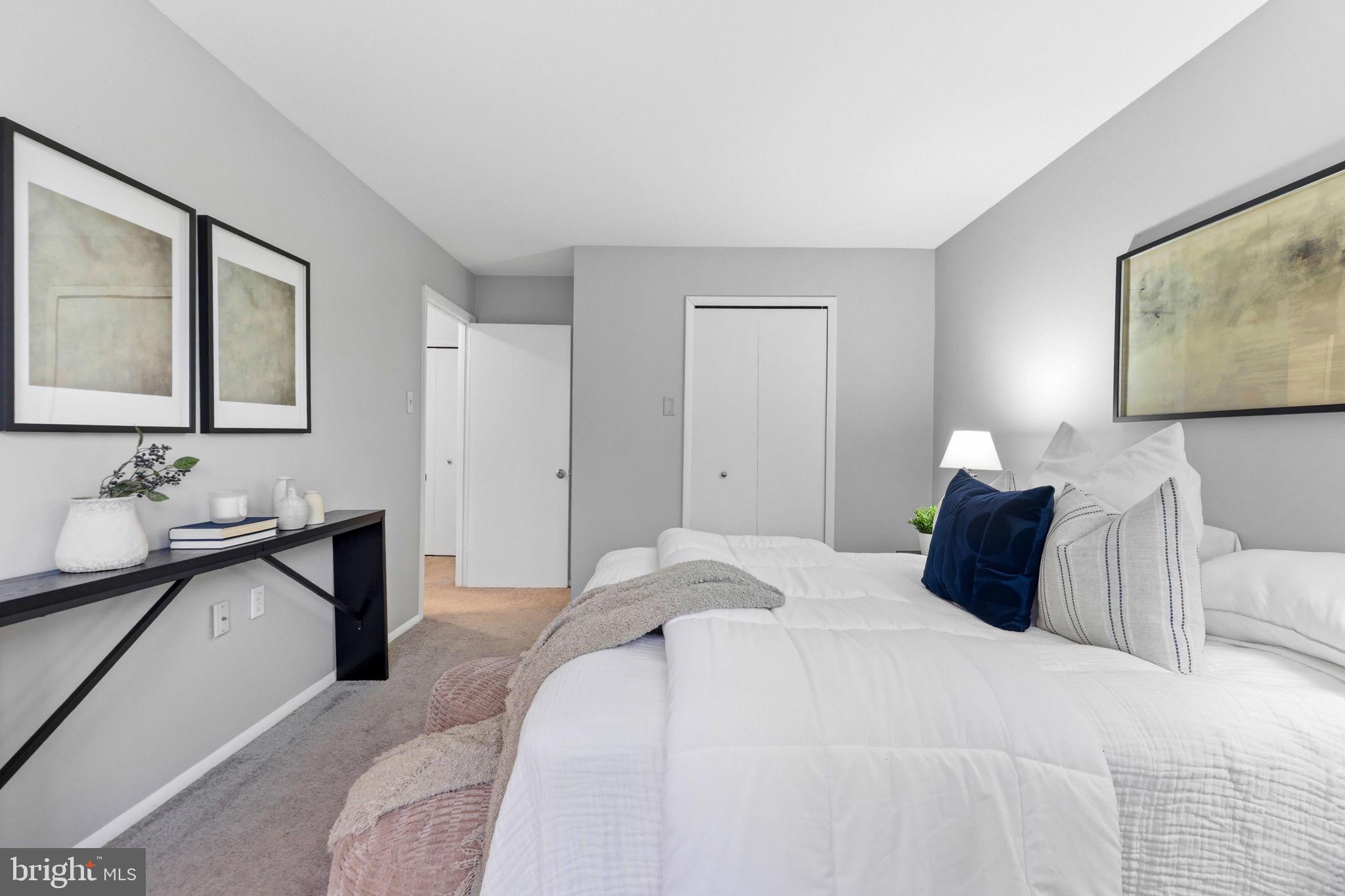 MAPLE RIDGE - Residential