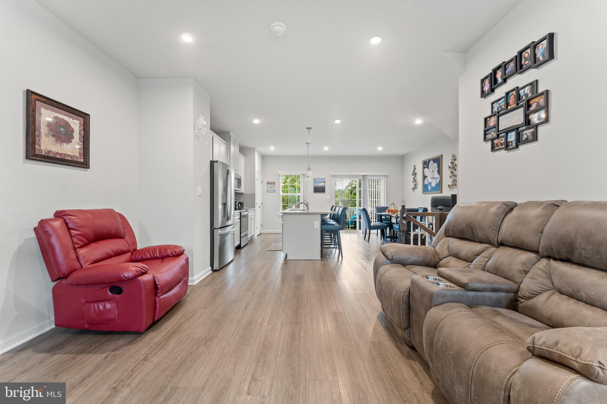 COURTHOUSE COMMONS - Residential