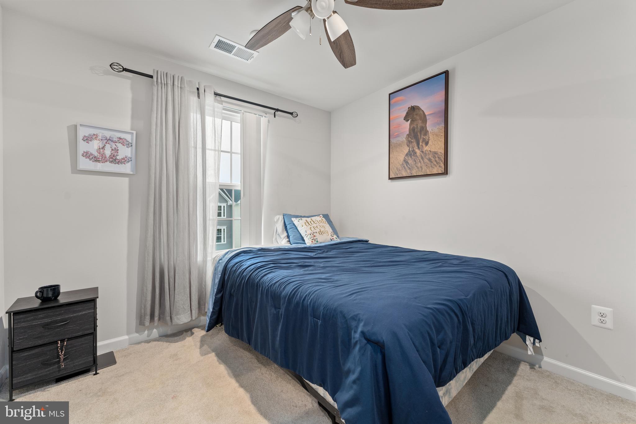 COURTHOUSE COMMONS - Residential