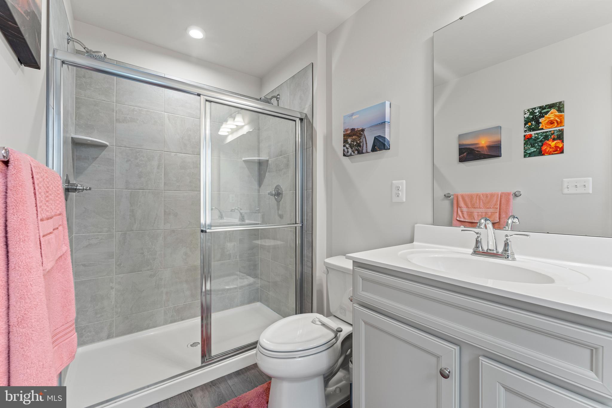 COURTHOUSE COMMONS - Residential