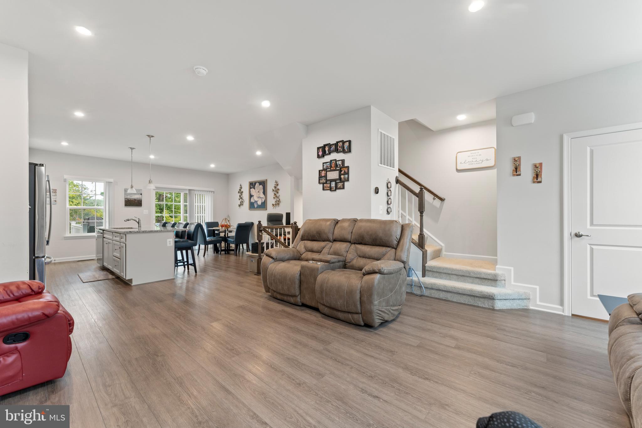 COURTHOUSE COMMONS - Residential