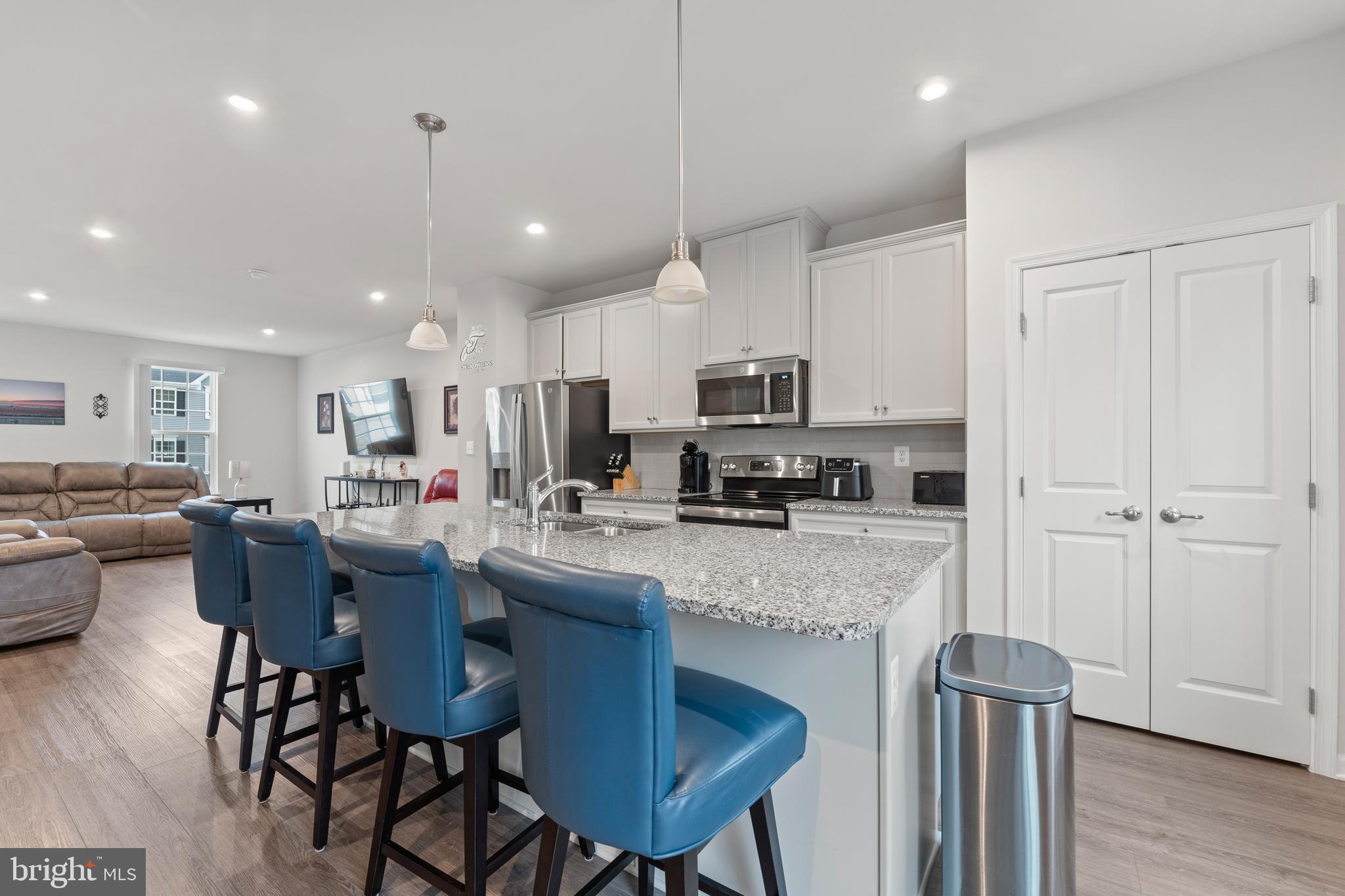 COURTHOUSE COMMONS - Residential