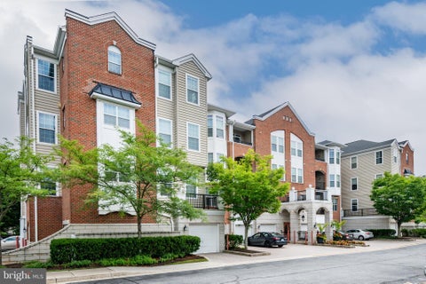 Condo For Sale - 5930 Great Star Drive #206<br/> CLARKSVILLE, MD 21029