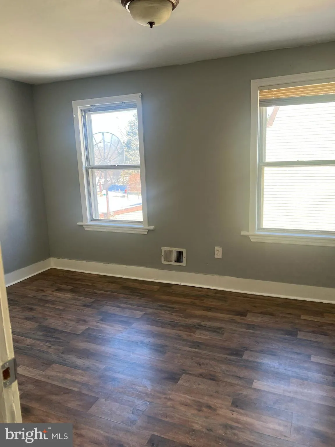 Burlington, New Jersey 08016, United States, 4 Bedrooms Bedrooms, ,3 BathroomsBathrooms,Residential,Active,16522