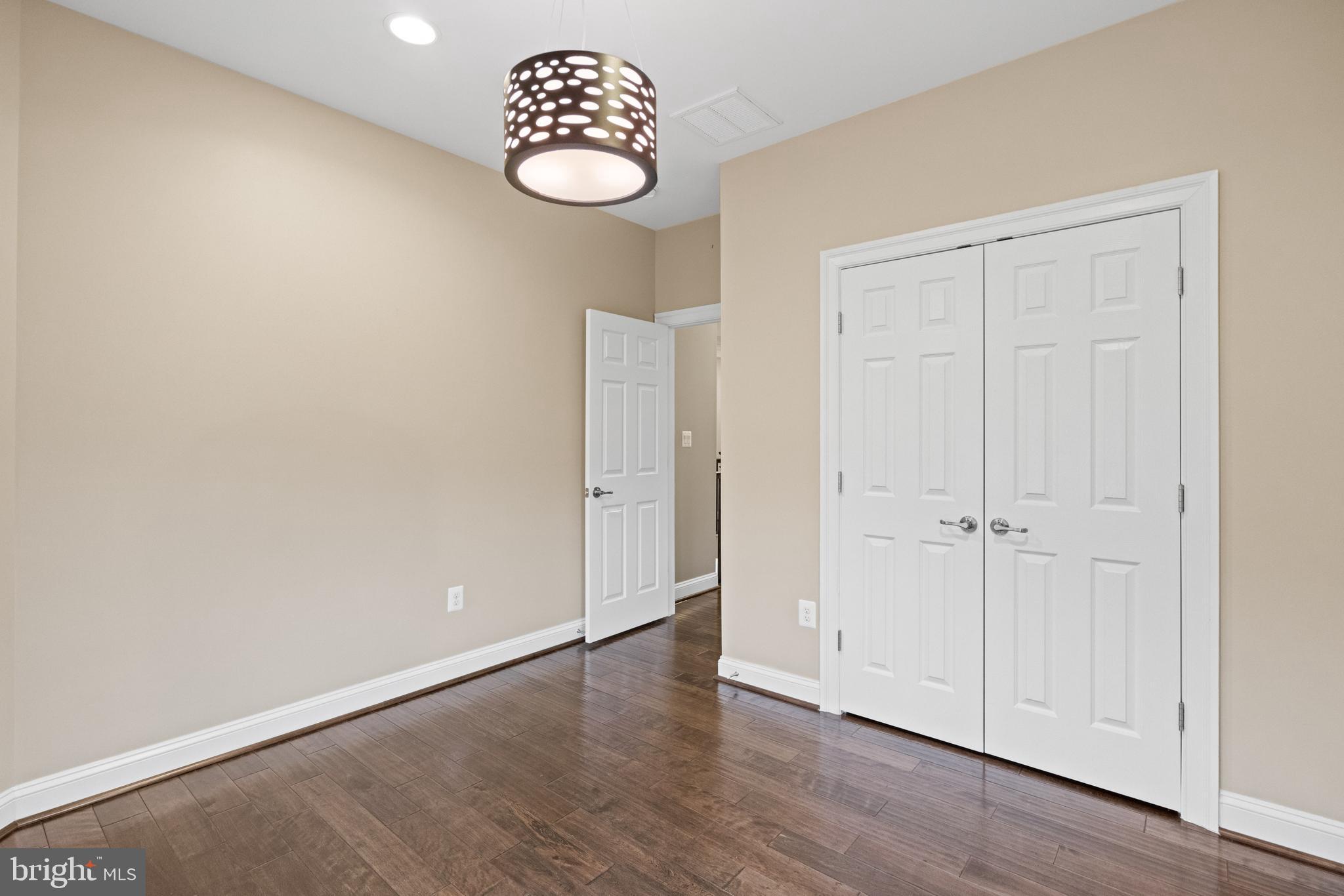 CHESTNUT LODGE - Residential